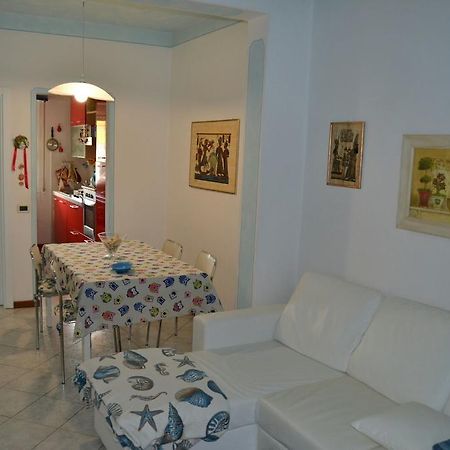 Appartamento Manola Viareggio Bagian luar foto